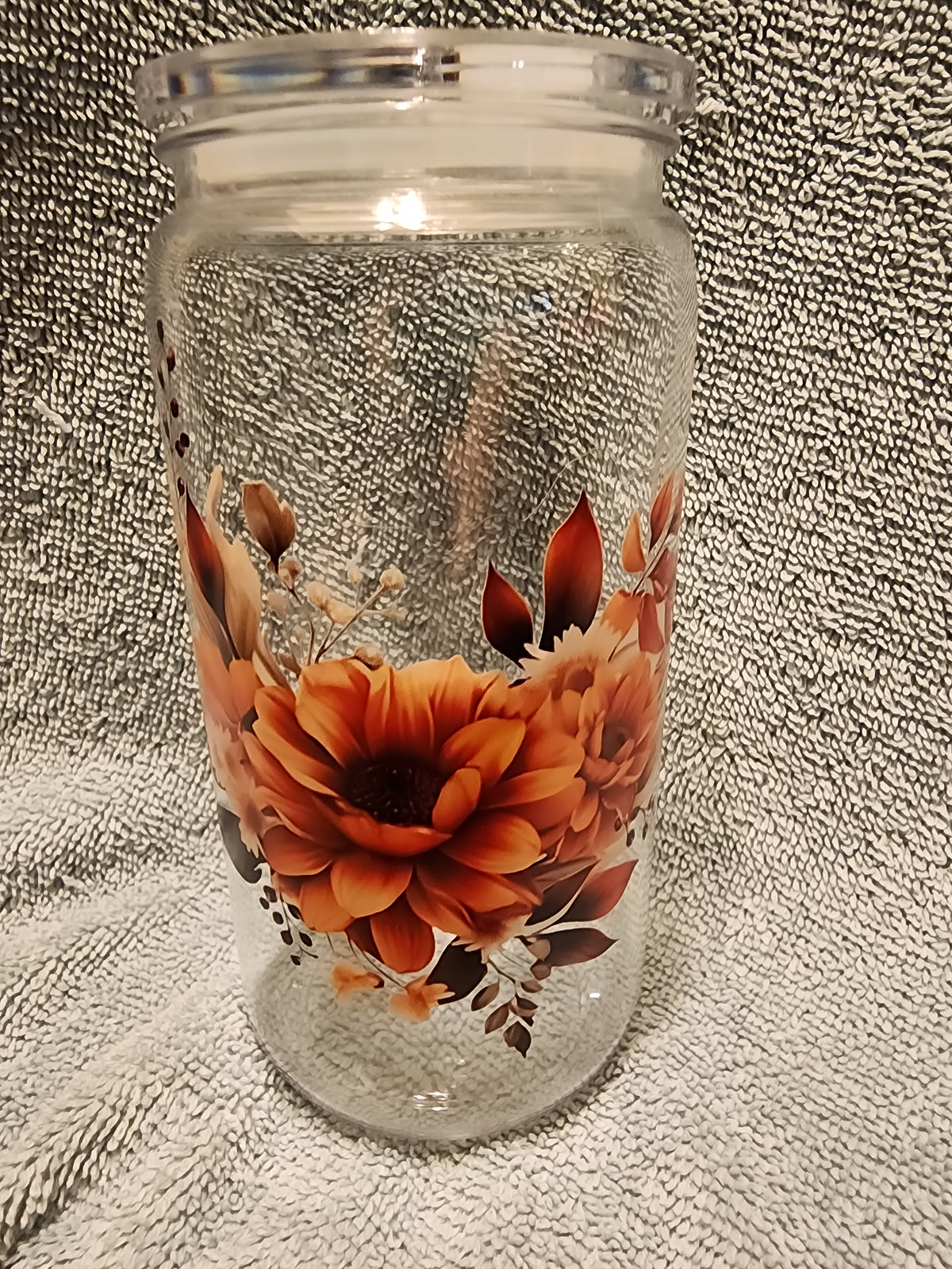 Orange, red and peach flowers tumbler
