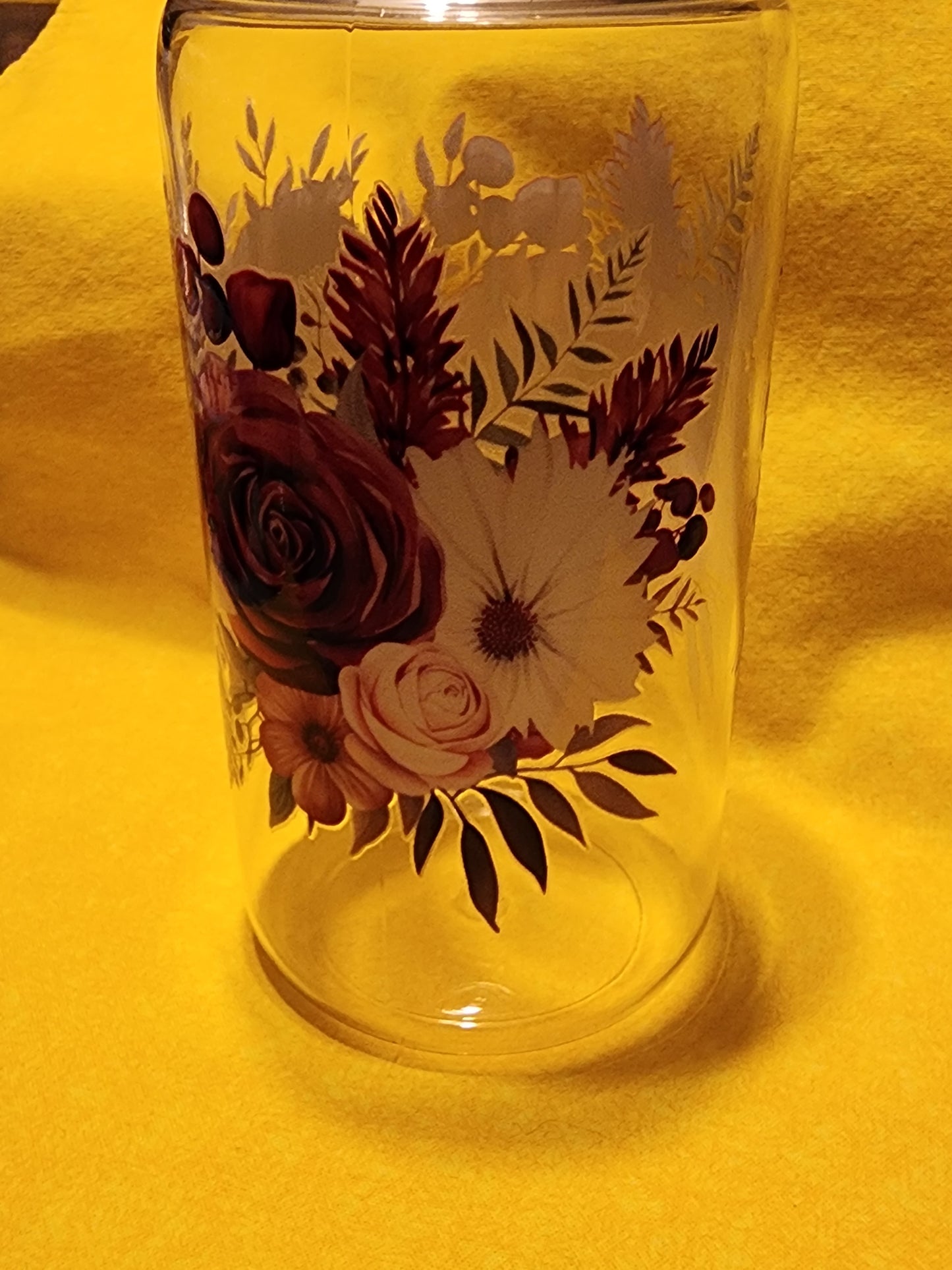 Red and white flowers 16 ounce tumbler
