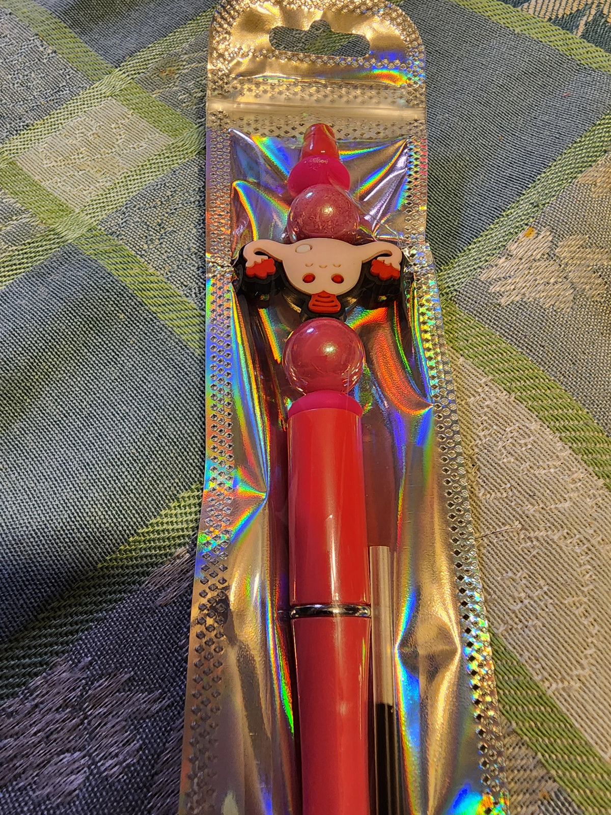 Happy uterus pen