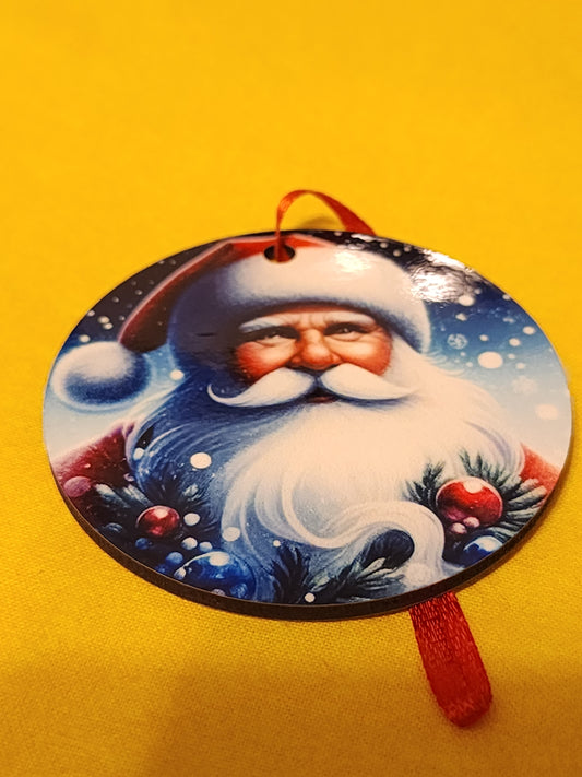 Santa with wreath ornament