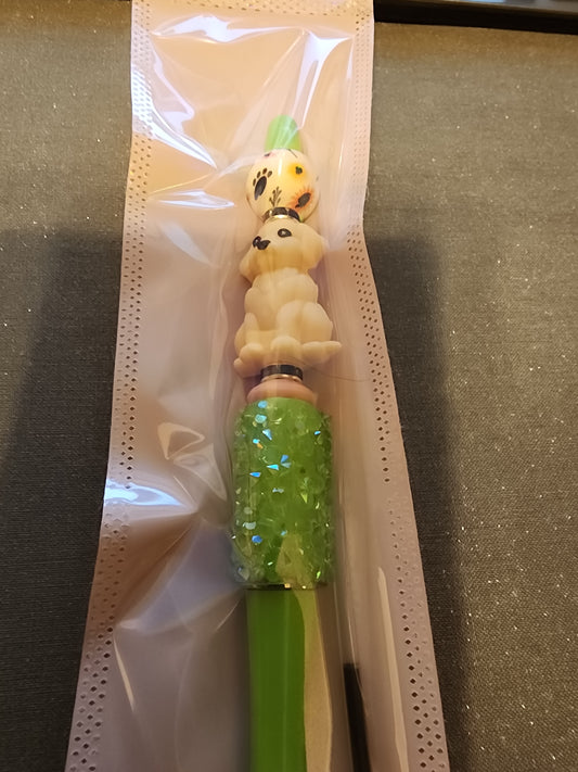 Golden retriever dog sparkly green pen