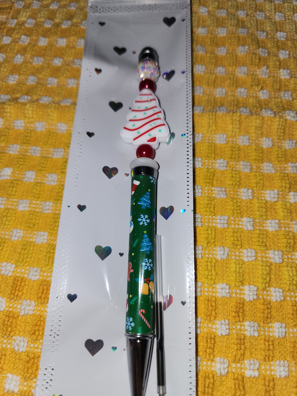 Christmas 🎄 snack with holiday pen base