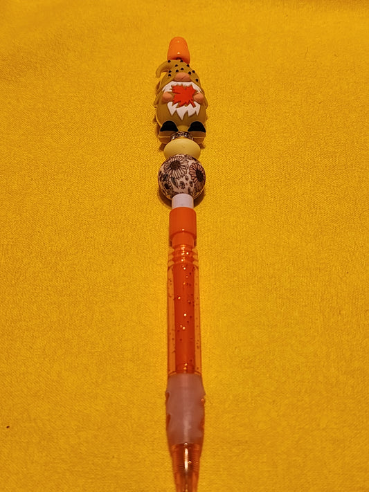 Maple leaf gnome mechanical pencil