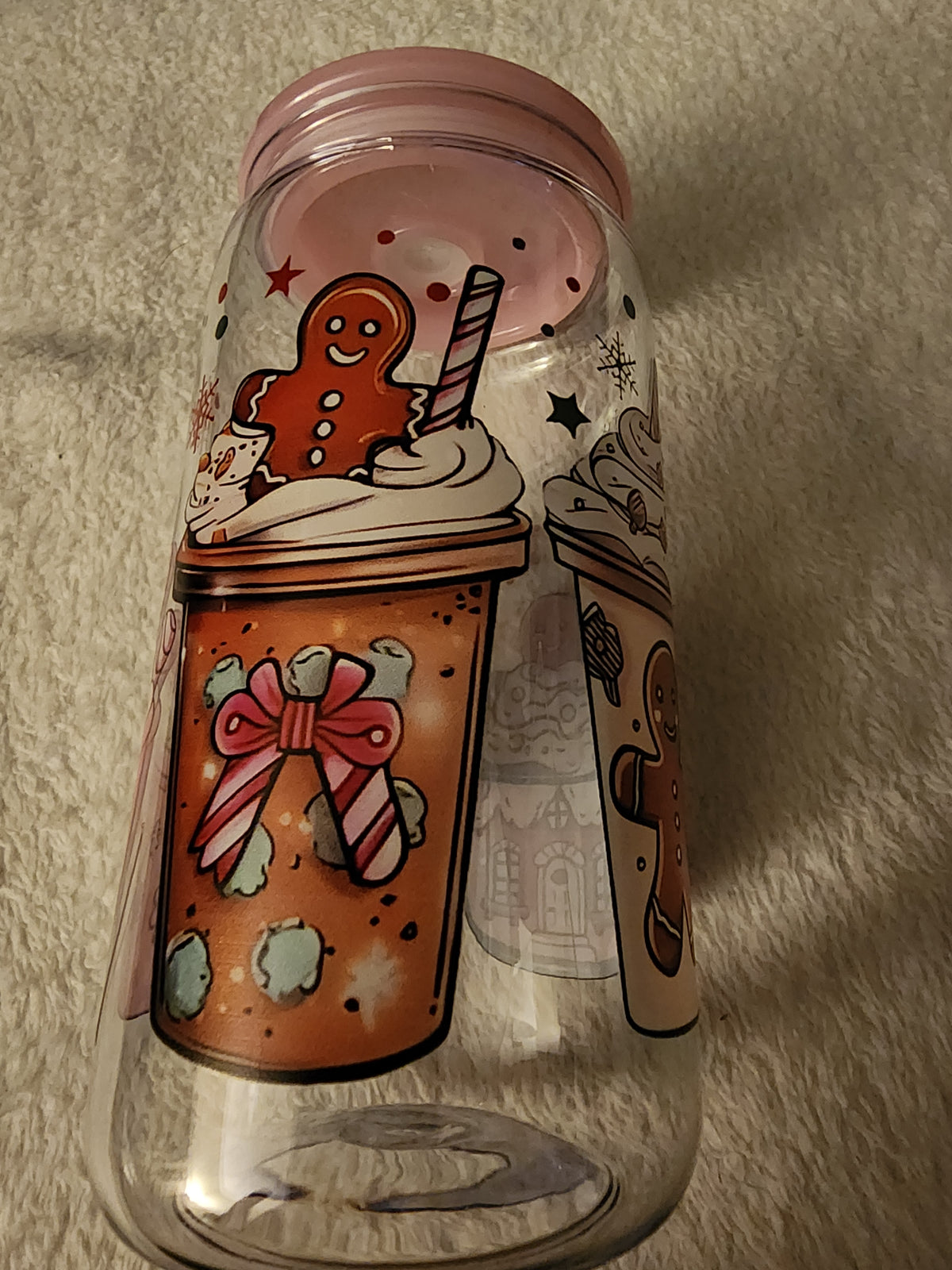 Gingerbread hot cocoa 16 ounce cup