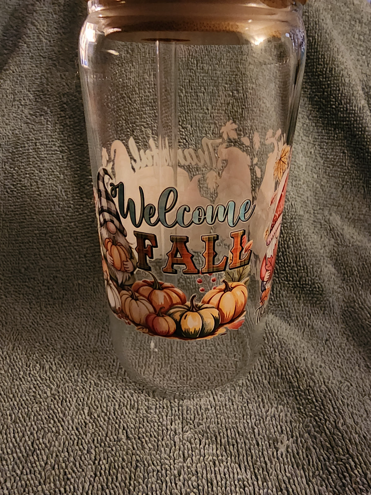 Welcome fall gnome tumbler