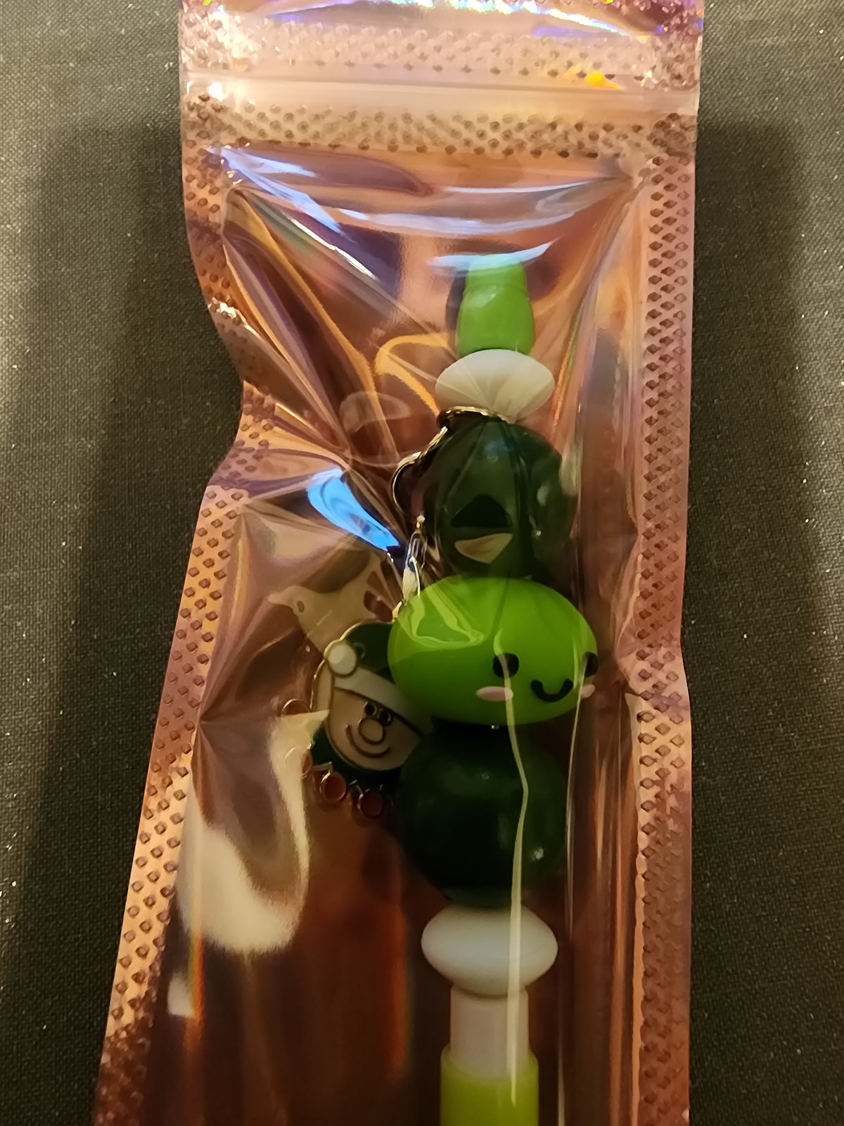Green dumpling with elf charm mechanical pencil