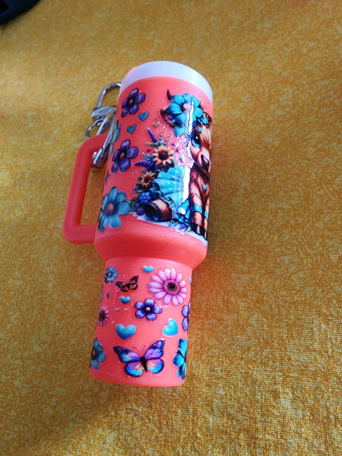 Blue bow Highland cow chapstick holder