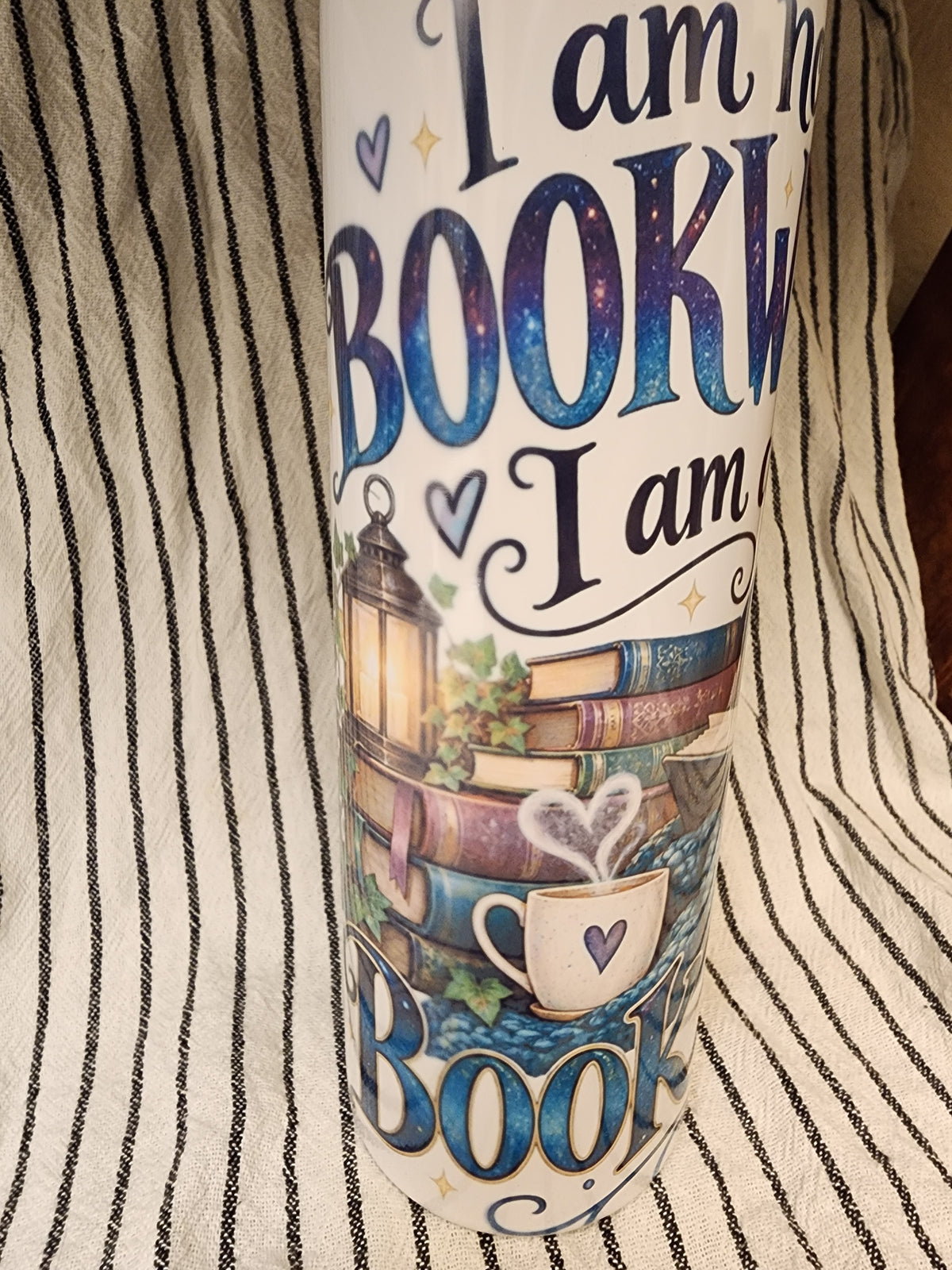 I'm not a book worm i'm a book dragon