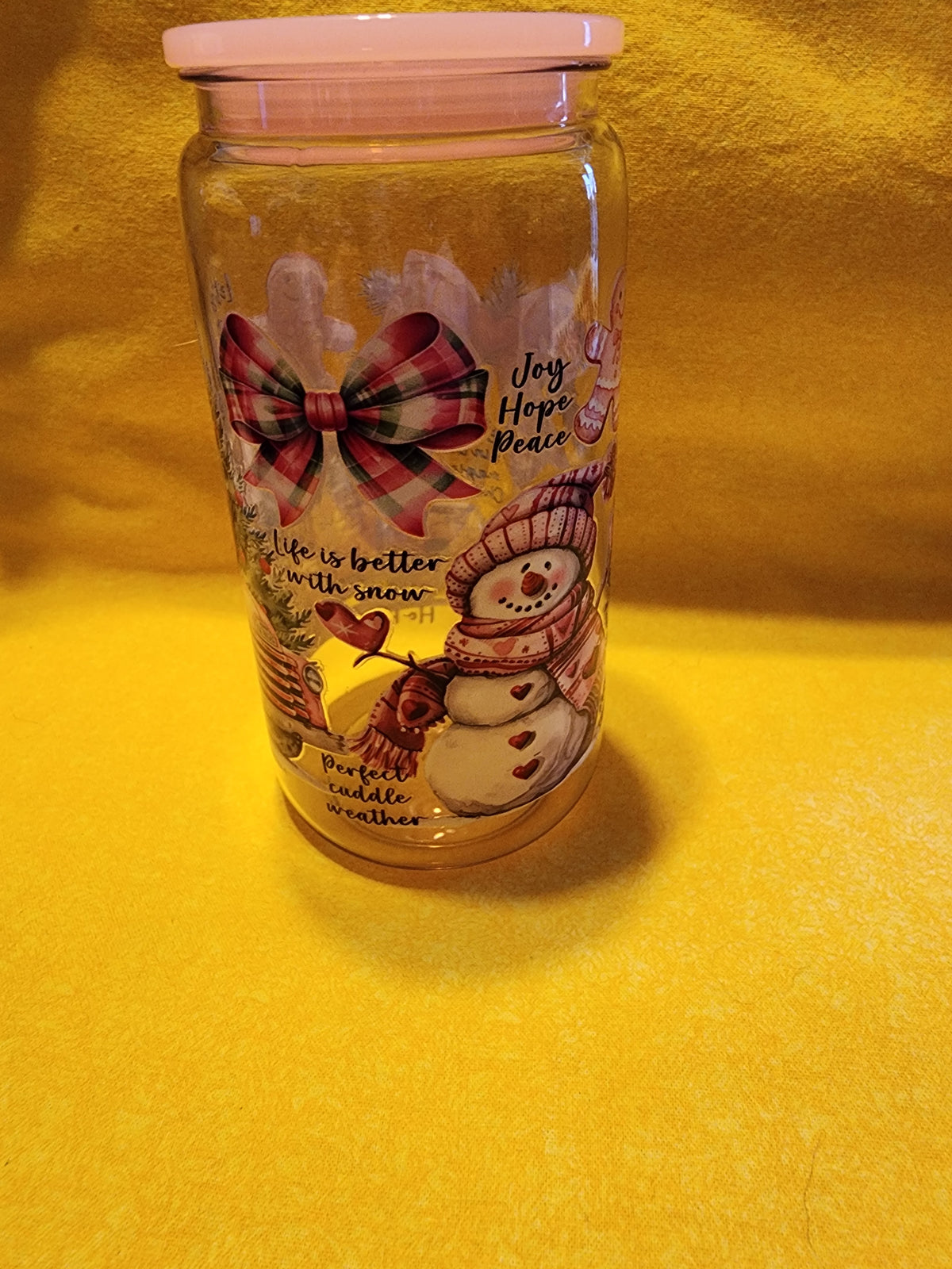 Family is the best part of Christmas 🎄 16 ounce cup