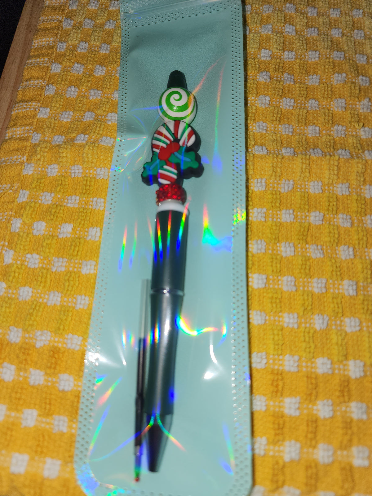 Candy cane holiday pen