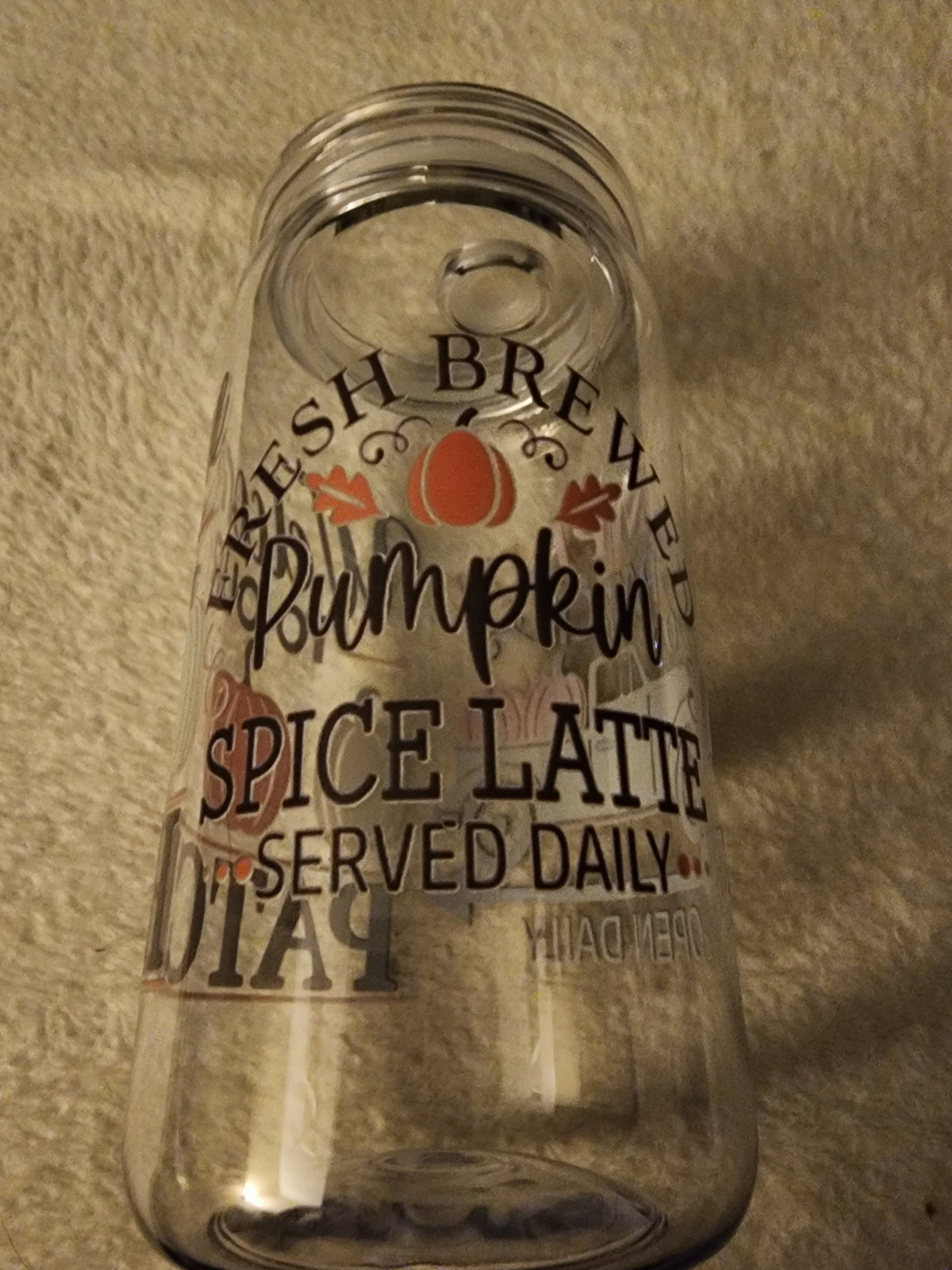 Pumpkin patch 16 ounce cup