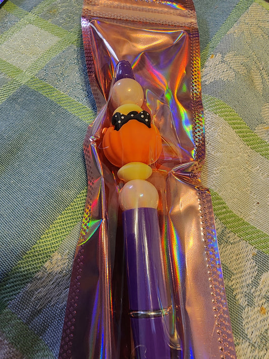 Orange pumpkin pen
