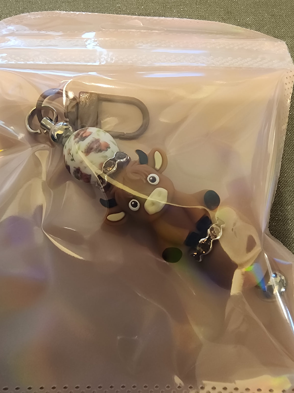 Brown Highland cow keychain