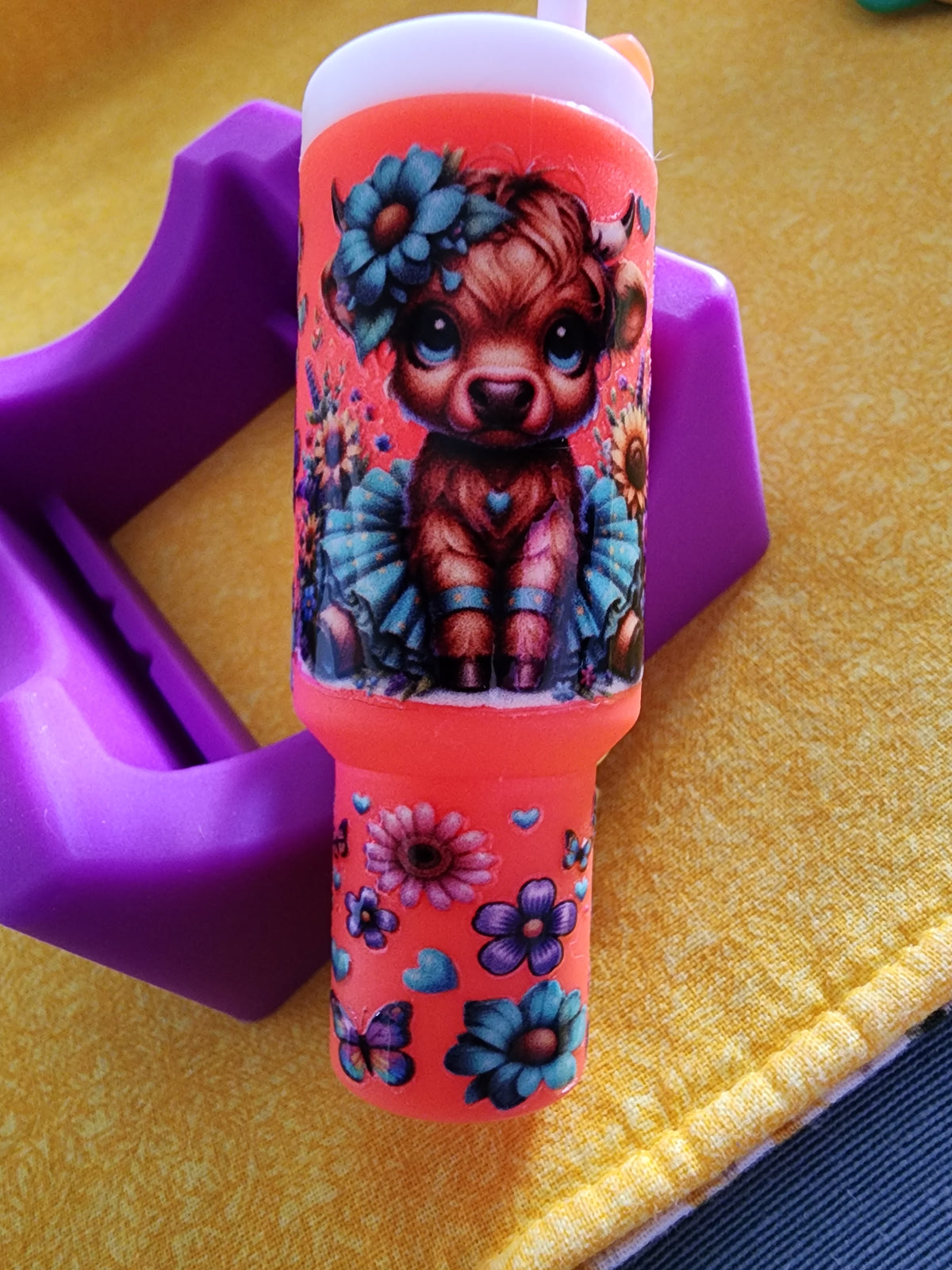 Blue bow Highland cow chapstick holder