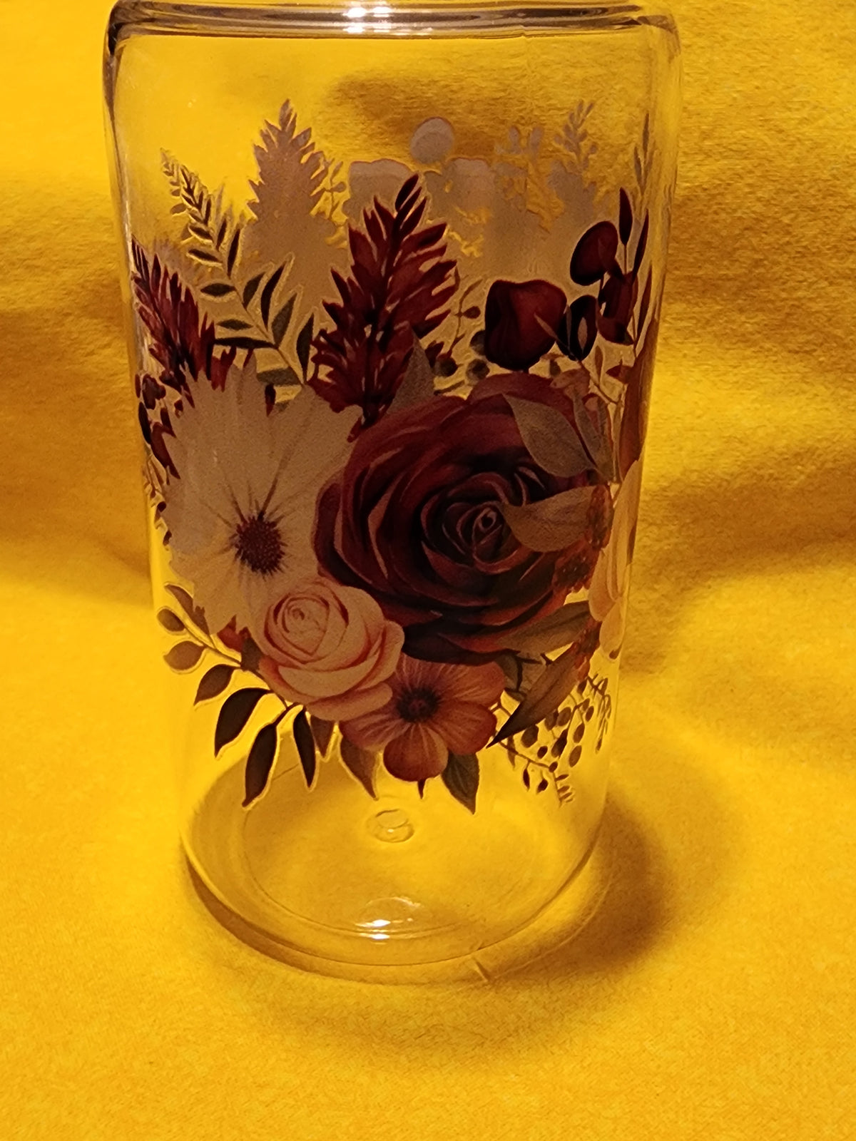 Red and white flowers 16 ounce tumbler