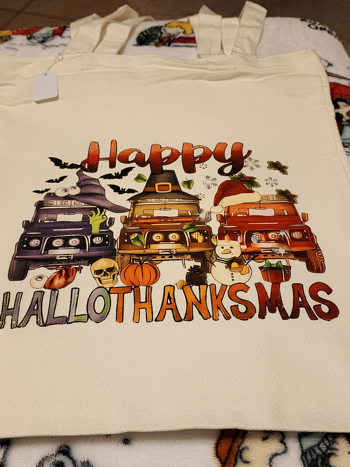 Hallothanksmas trucks tote