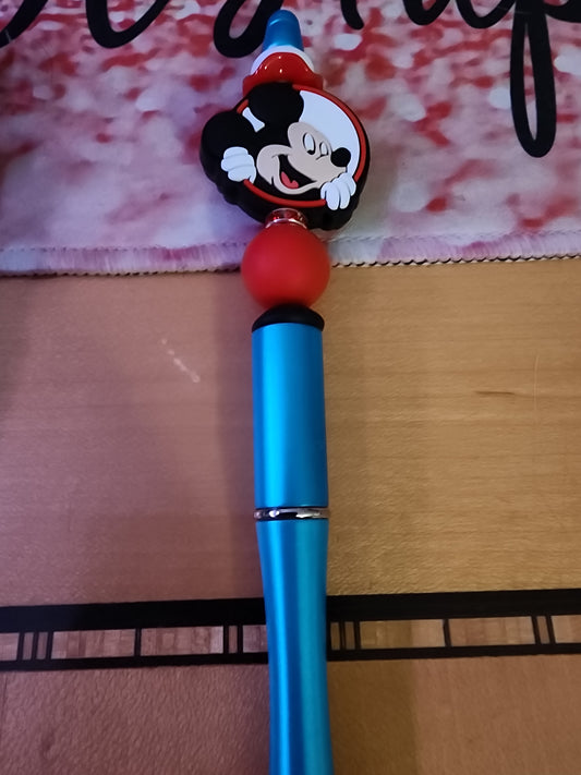 Peeking 🫣 mouse