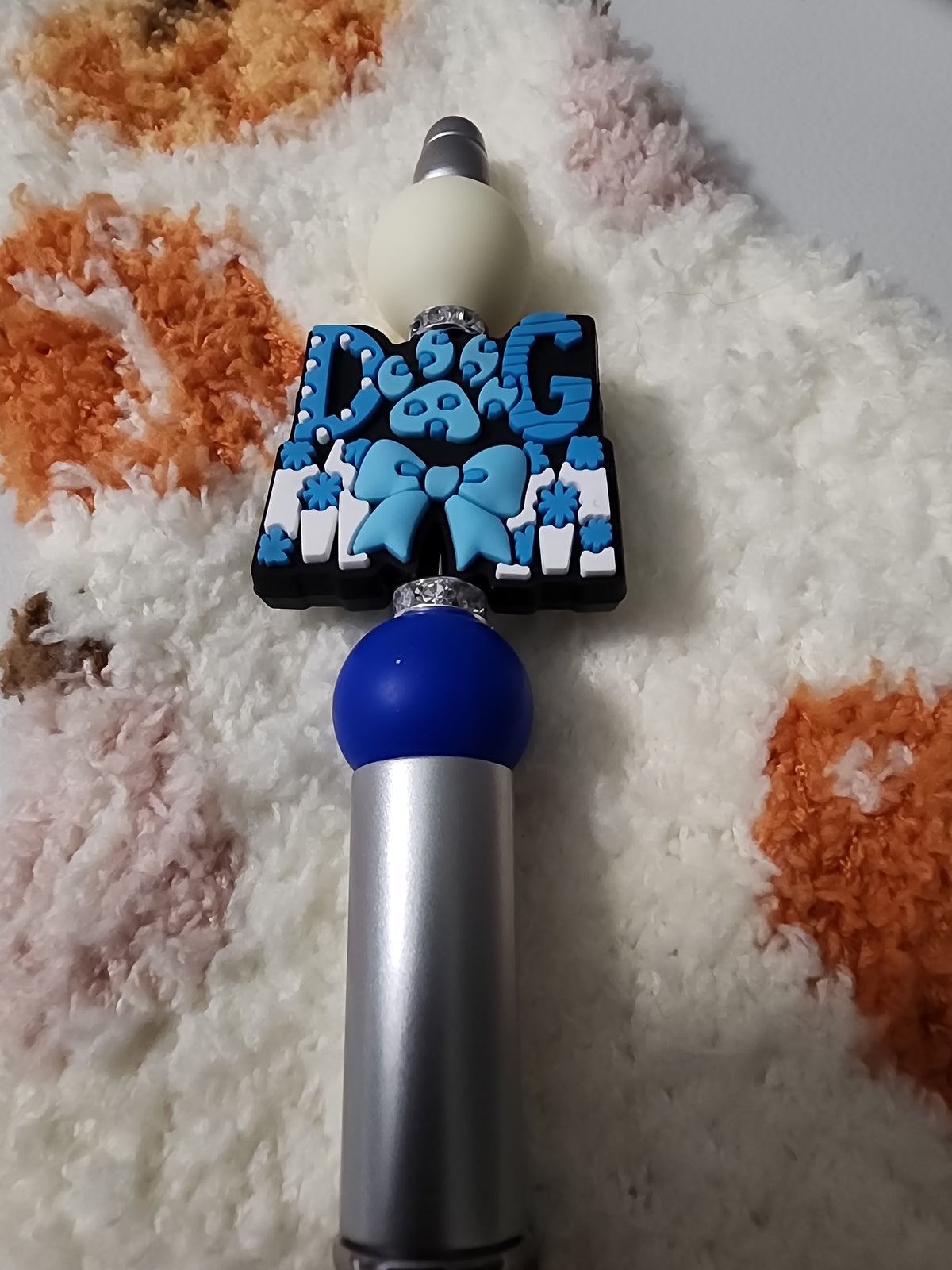 Silver dog 🐕 mom pen
