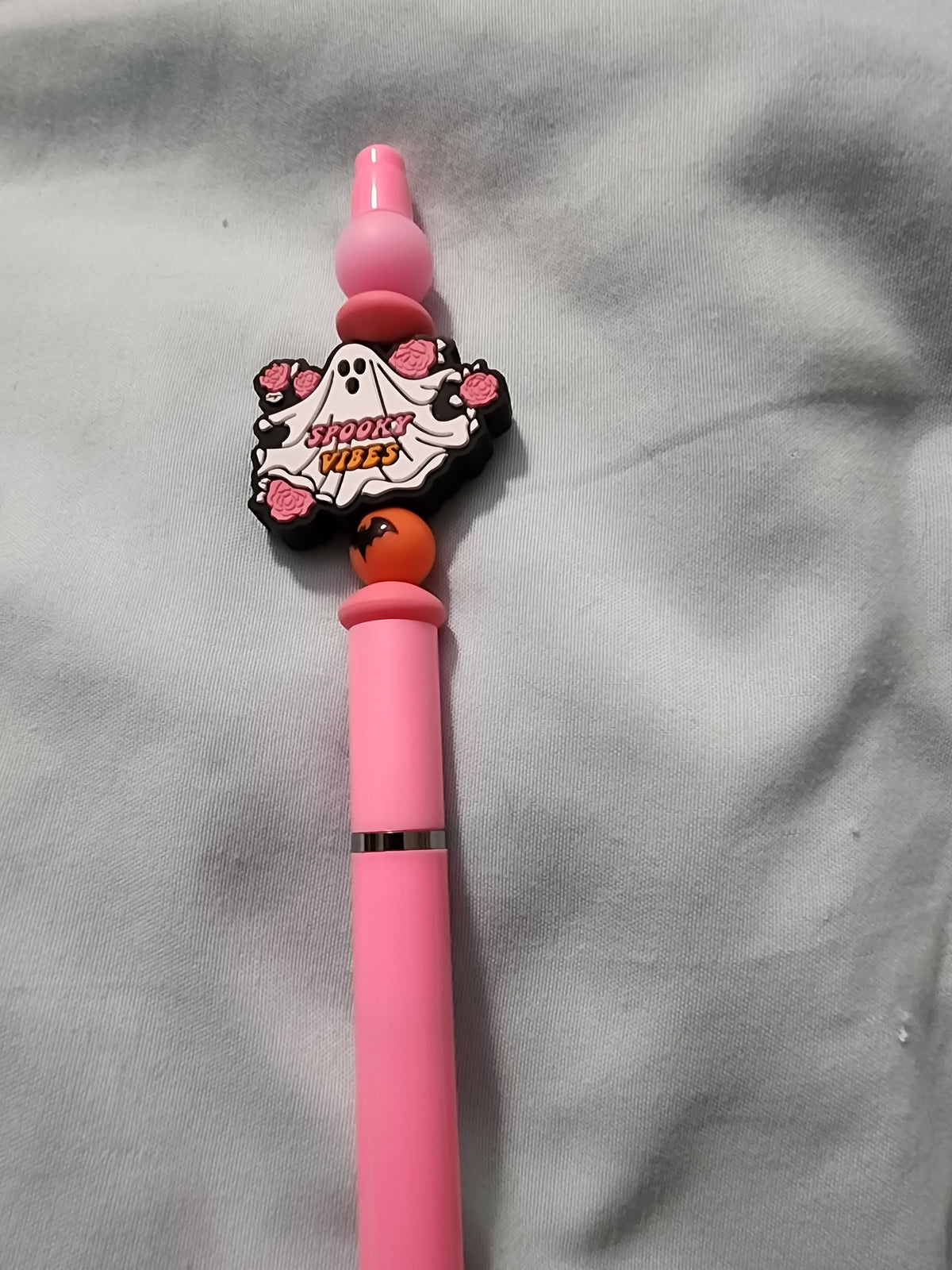 Spooky 👻 vibes pen
