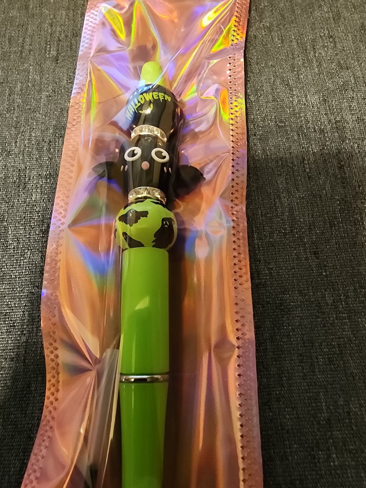 Halloween bat pen