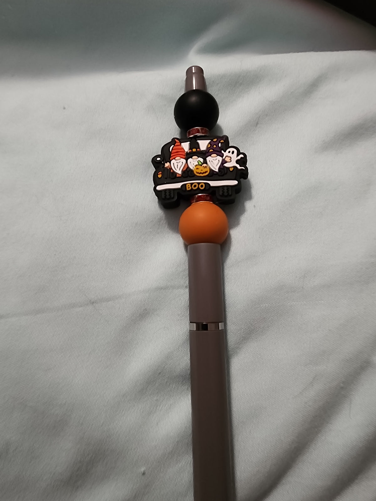 Boo gnomes pen