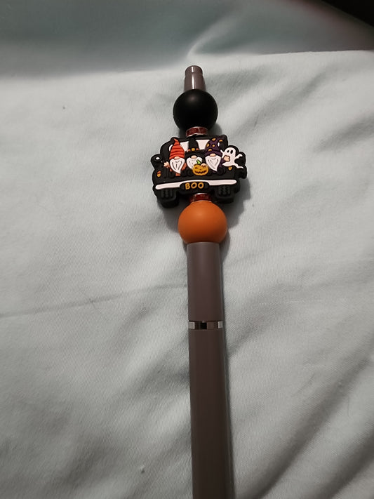 Boo gnomes pen