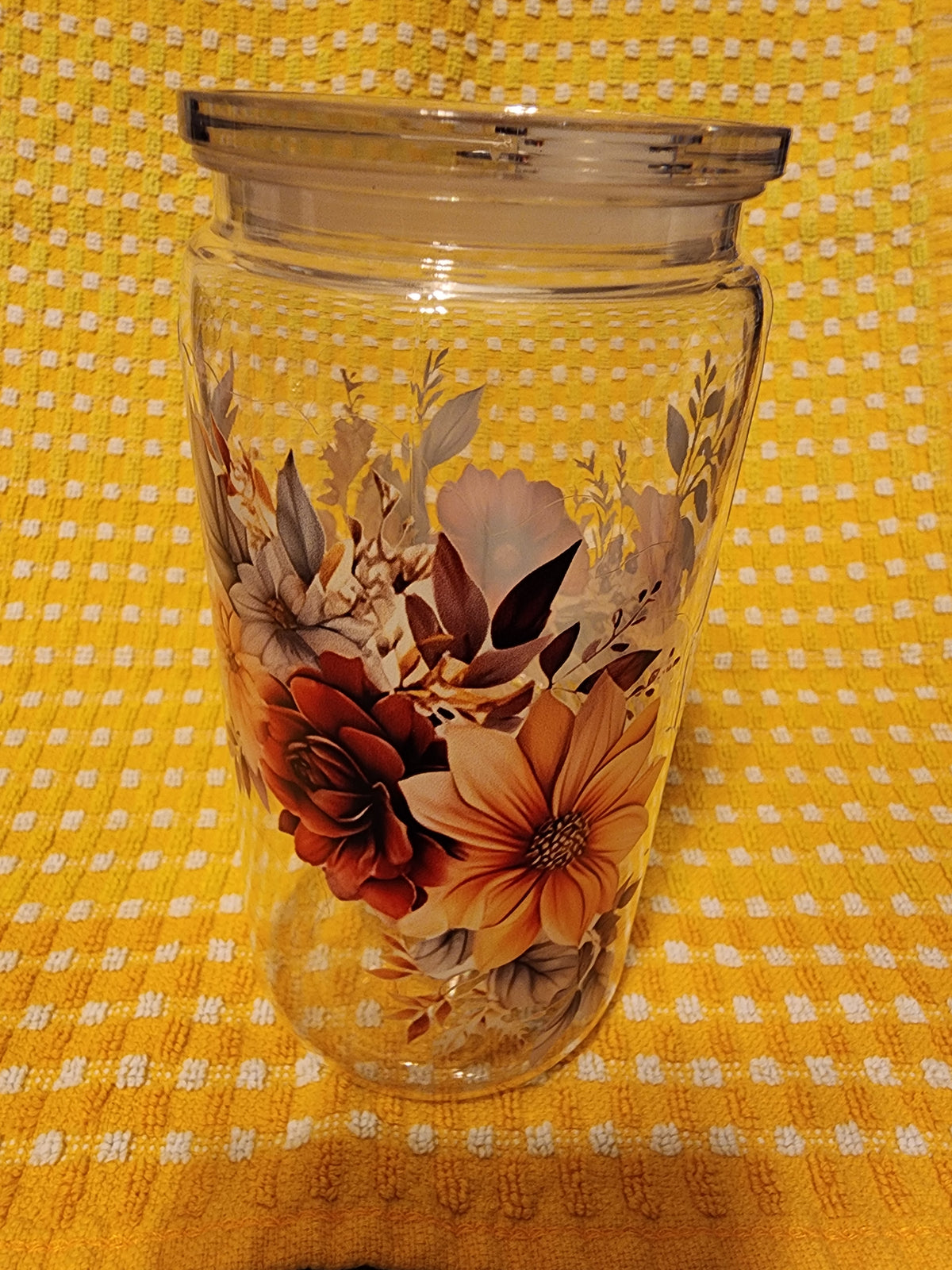 Orange and red fall flowers 16 ounce tumbler