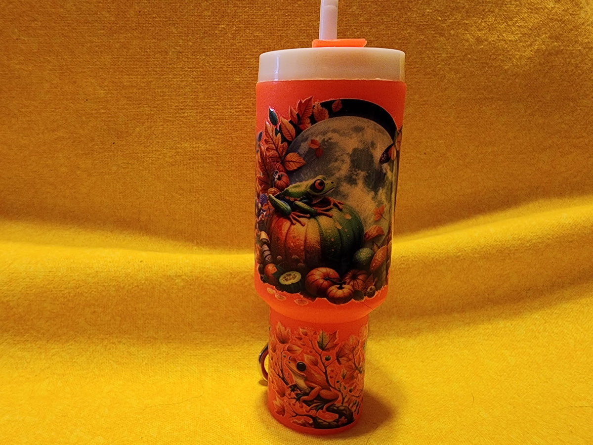 Full moon frog 🐸 chapstick holder